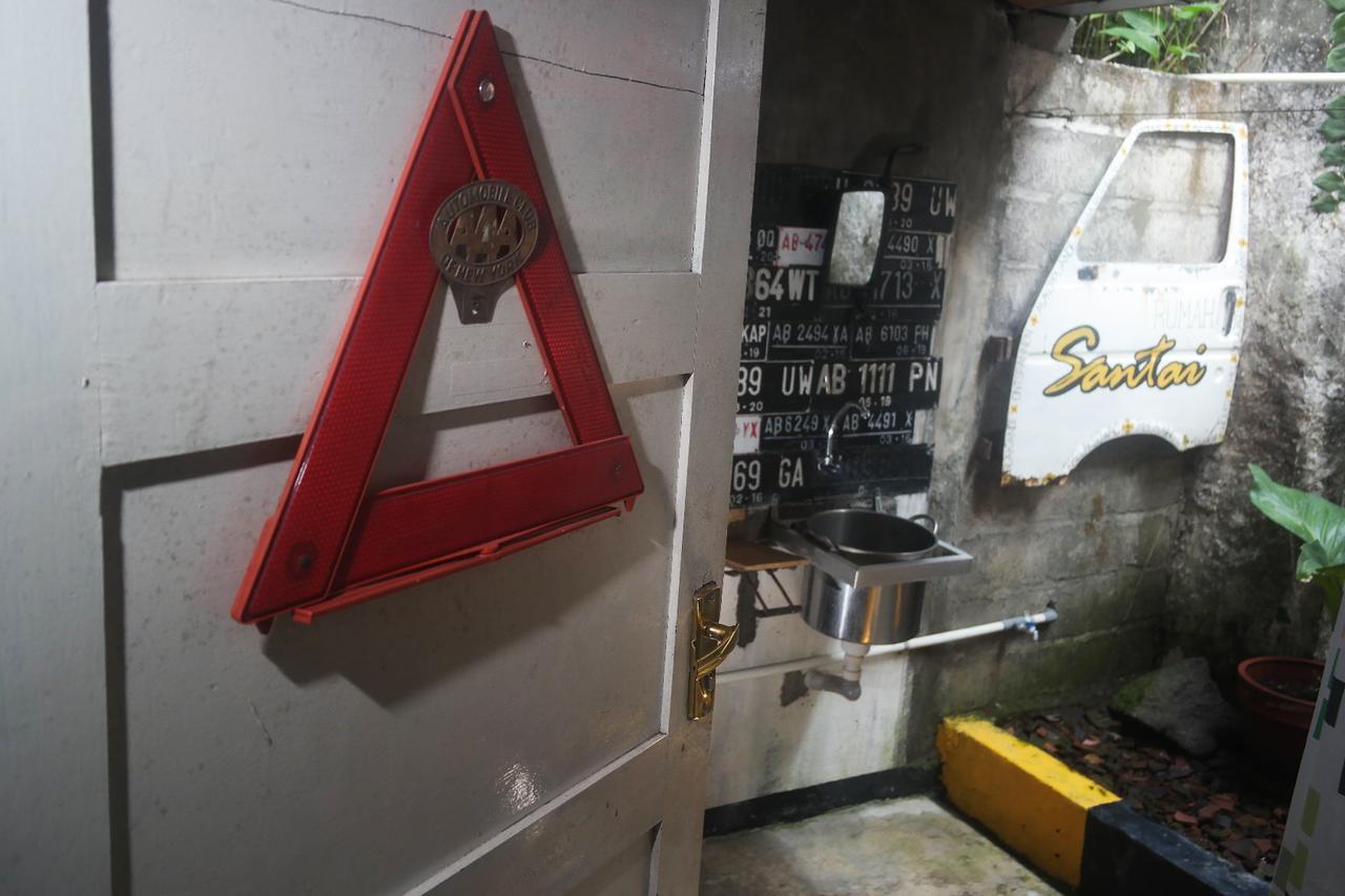 يوغياكارتا Abrakadabra! Artbnb المظهر الخارجي الصورة